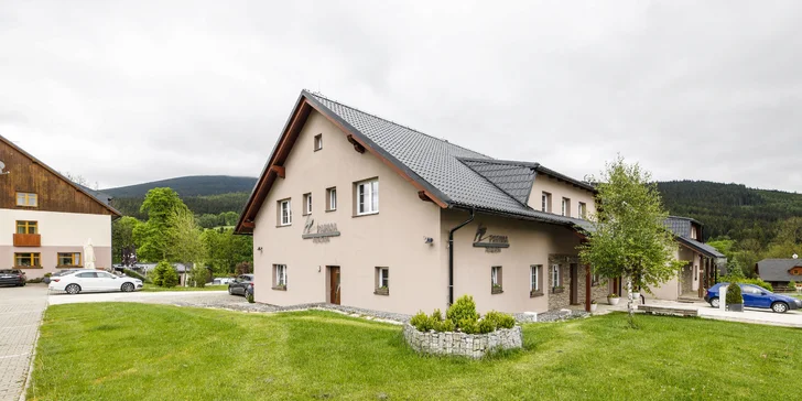 Rodinná dovolenka v Jeseníkoch: penzión pod Ramzovou, raňajky aj polpenzia