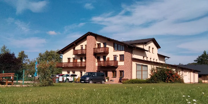Príjemný penzión 10 km od Plzne: raňajky alebo polpenzia, šport aj wellness