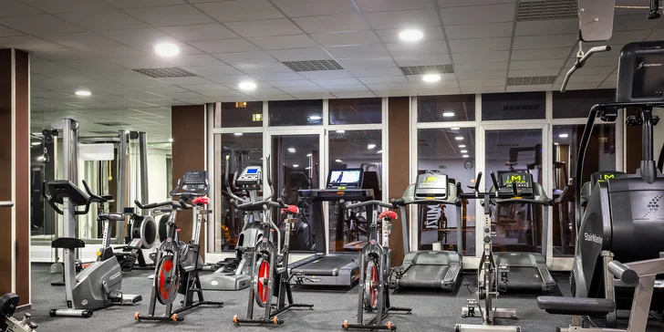 Pobyt v Plzni pre jedného aj rodinu: 4* hotel s raňajkami, varené víno a sladké občerstvenie aj zľava na tenis