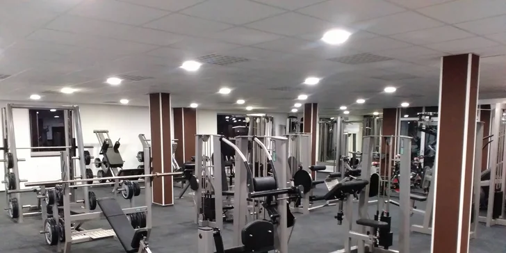Pobyt v Plzni pre jedného aj rodinu: 4* hotel s raňajkami, varené víno a sladké občerstvenie aj zľava na tenis