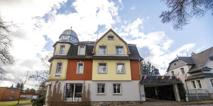 Pobyt v pokojnej časti Liberca: dizajnový hotel s raňajkami, prípadne aj s jednou večerou