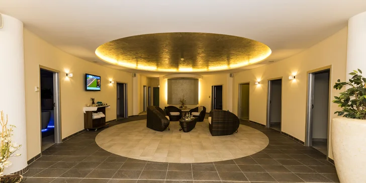 Luxusný pobyt v Hlubokej nad Vltavou: 5* hotel pri zámku s wellness a stravou