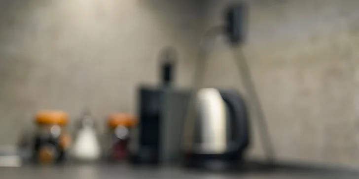 Krásna glampová chatka v Jizerských horách s moderným vybavením