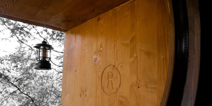 Pohoda v útulnom posede v Prahe pri lese pre 2-3 osoby, parkovanie zdarma