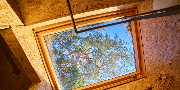 Pohoda v útulnom posede v Prahe pri lese pre 2-3 osoby, parkovanie zdarma