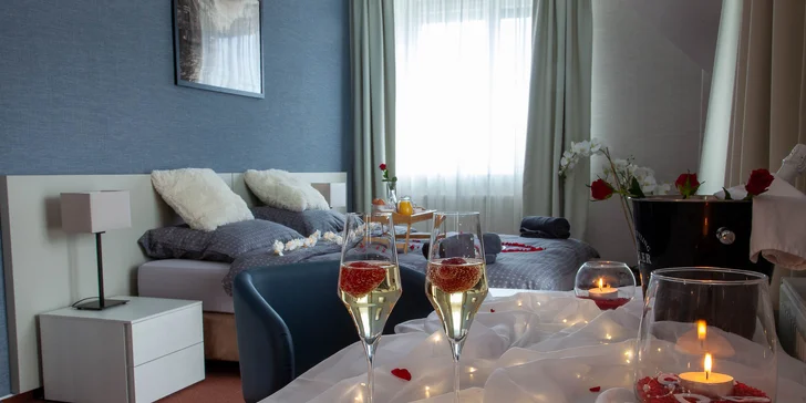 Romantika v Ml. Boleslavi pri Českém raji: raňajky, wellness aj izby so súkromnou vírivkou a saunou