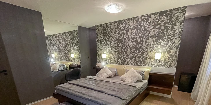 Romantika v Ml. Boleslavi pri Českém raji: raňajky, wellness aj izby so súkromnou vírivkou a saunou