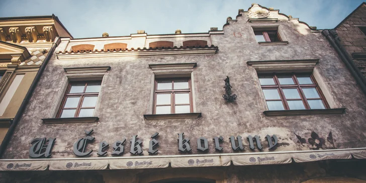 Pobyt v historickom hoteli v centre mesta Hradec Králové vrátane bufetových raňajok