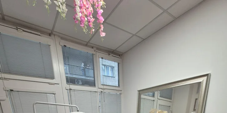 Hĺbkové čistenie pleti, mezoterapia, vitamínové či liftingové ošetrenie alebo ošetrenie rastlinnými kmeňovými bunkami