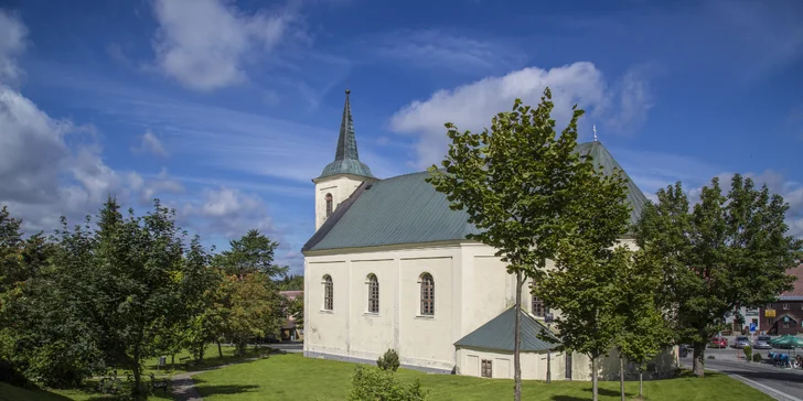 Aktívna dovolenka v Krušných horách: štýlové ubytovanie, polpenzia, výlety