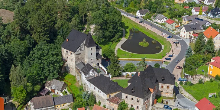 Pobyt na hrade Vildštejn pre pár aj rodinu: strava, prehliadka aj degustačná večera