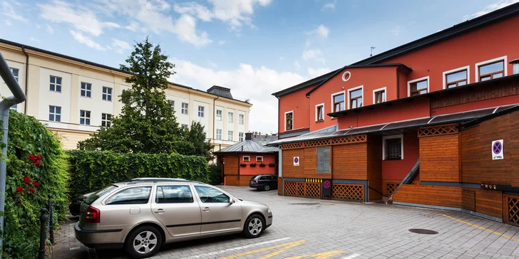 Moderný penzión v historickom centre Trutnova: jedlo aj najväčšia posteľ v ČR