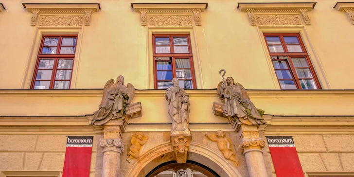 Pobyt v moderných apartmánoch v centre Hradca Králové s možnosťou raňajok