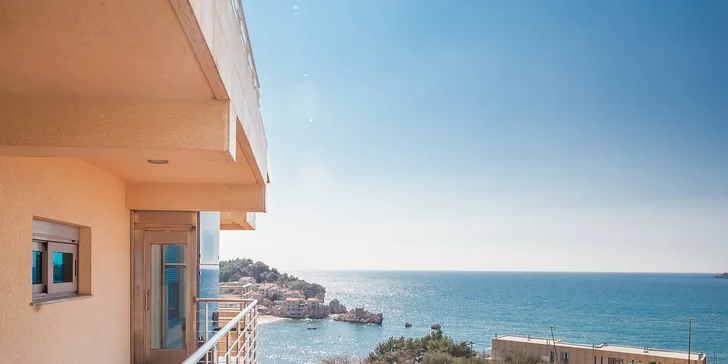 Čierna Hora - Sveti Stefan: plne vybavené apartmány až pre 6 osôb len kúsok od mora