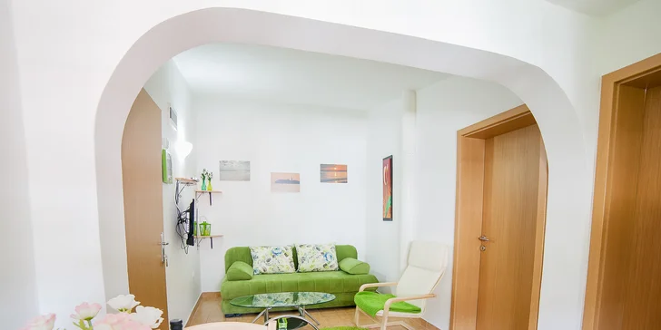 Dovolenka v Čiernej Hore: vybavené apartmány kúsok od mora až pre 5 osôb