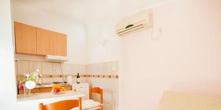 Dovolenka v Čiernej Hore: vybavené apartmány kúsok od mora až pre 5 osôb