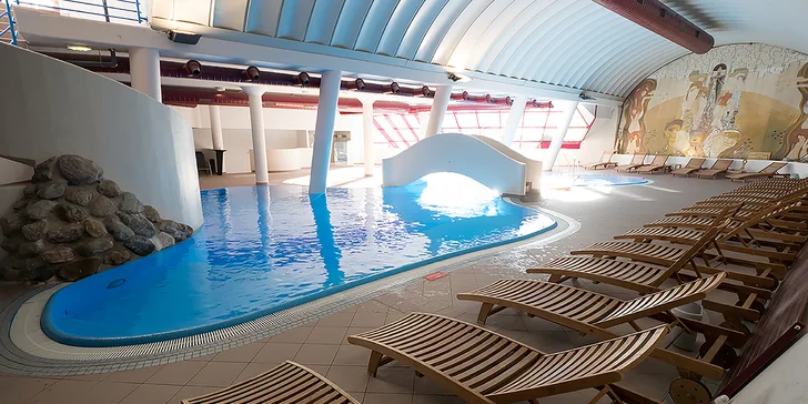 Na lyže do Fieberbrunnu: zámocký family hotel s neobmedzeným wellness a polpenziou, first minute zľava