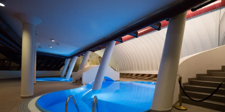 Na lyže do Fieberbrunnu: zámocký family hotel s neobmedzeným wellness a polpenziou, first minute zľava