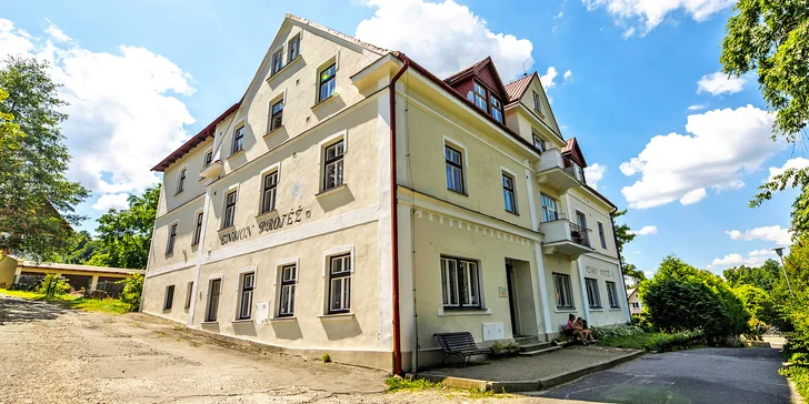 Lázně Libverda: penzión v kúpeľnej obci na severe Česka aj s raňajkami alebo polpenziou či bazénom