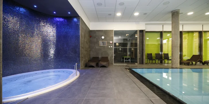 Pobyt v Českom raji s raňajkami alebo polpenziou, neobmedzeným wellness a masážnou vaňou