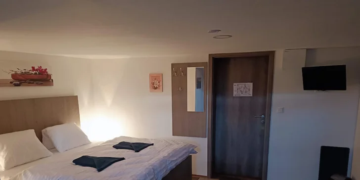 Oddych v kúpeľoch Libverda priamo na kolonáde: možnosť stravovania aj wellness