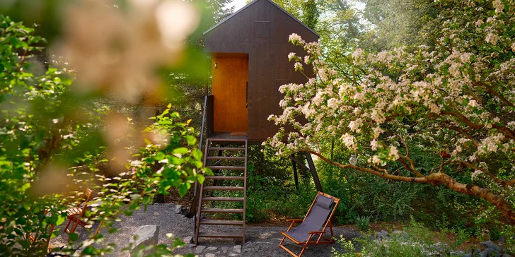 Pohoda v útulnom posede v Prahe pri lese pre 2-3 osoby, parkovanie zdarma