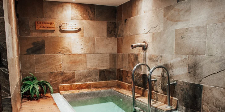 Relax v Jeseníkoch: raňajky alebo polpenzia, neobmedzený slaný bazén aj wellness a masáž