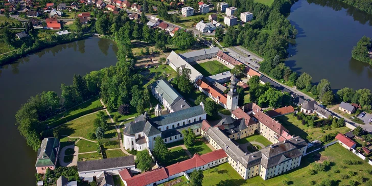 Ubytovanie na zámku v Žďári nad Sázavou a vstupenka do Múzea novej generácie