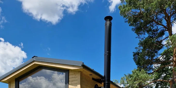 Moderný tiny house na Křivoklátsku, 11 km od Lán, možnosť dokúpenia raňajok