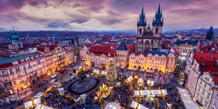 Jednodňový výlet na čarokrásne vianočné trhy v Prahe