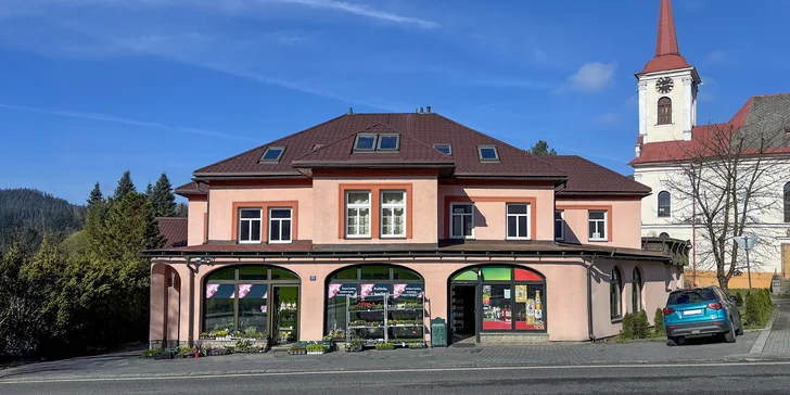 Krkonoše pre milovníkov turistiky: ubytovanie v penzióne s raňajkami, iba 14 km od Harrachova