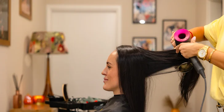 Dámsky strih alebo strih s farbením v Hair by Dušana