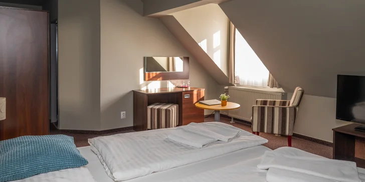 Český raj na pohľad: hotel v historickom centre mesta Mladá Boleslav, raňajky, výlety