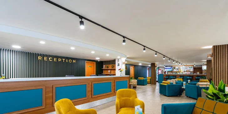 Rodinná dovolenka v Bulharsku: hotel 500 m od mora, animačný program, nový aquapark, 2 deti zdarma