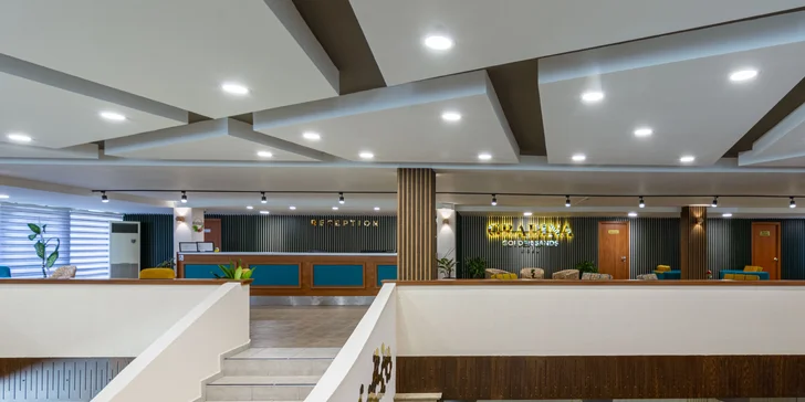 Rodinná dovolenka v Bulharsku: hotel 500 m od mora, animačný program, nový aquapark, 2 deti zdarma