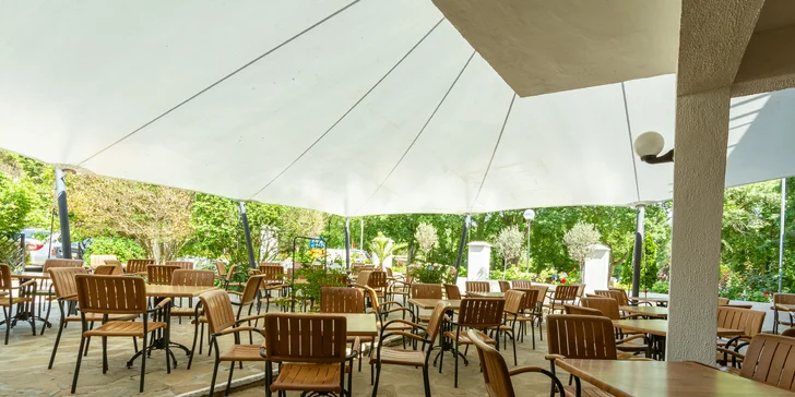 Rodinná dovolenka v Bulharsku: hotel 500 m od mora, animačný program, nový aquapark, 2 deti zdarma