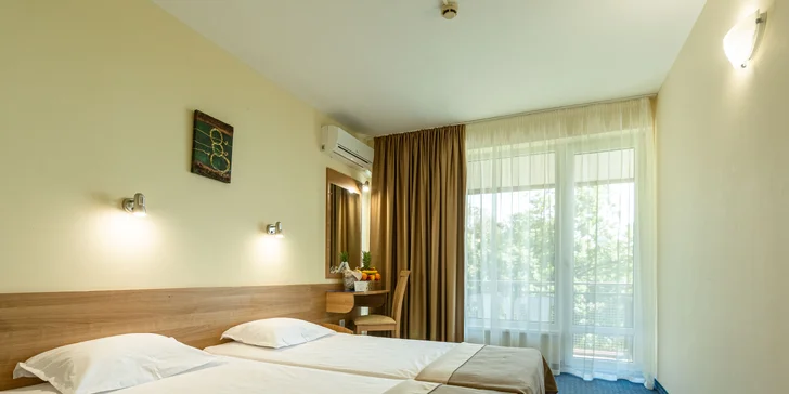 Rodinná dovolenka v Bulharsku: hotel 500 m od mora, animačný program, nový aquapark, 2 deti zdarma