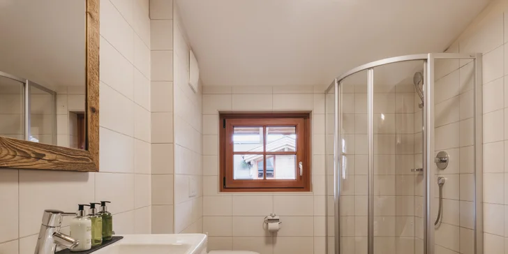Pobyt v srdci presláveného Kaprunu: moderné apartmány, sauny a karta výhod