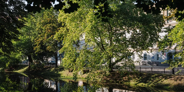 Spoznajte Vratislav: hotel v centre mesta, vrátane raňajok, fitness a vstupeniek do Krupa Art Foundation, 600 m od námestia Rynek