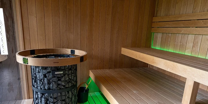 Historická kúria na skok od Slnečných jazier s možnosťou polpenzie a privátneho wellness