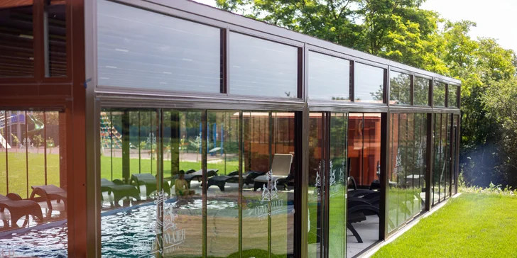 Historická kúria na skok od Slnečných jazier s možnosťou polpenzie a privátneho wellness