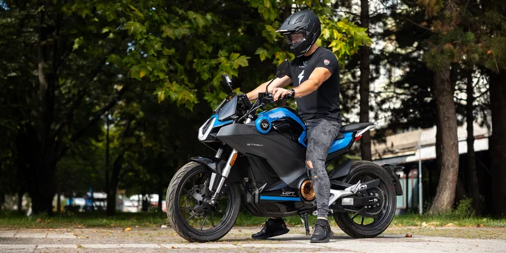 Prenájom elektrického motocykla pre vodičák sk. B na 24 hodín či víkend