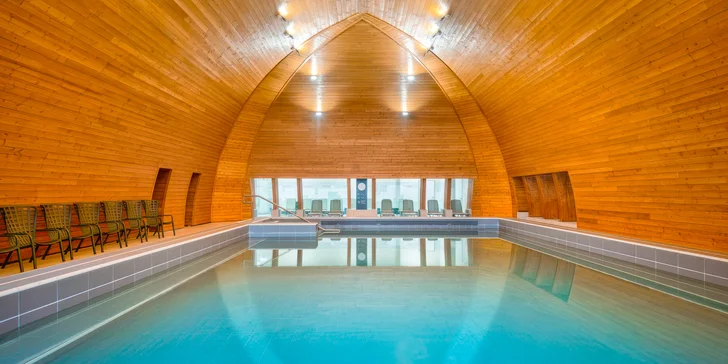 Pobyt v kúpeľoch Hévíz: 4 * hotel s all inclusive a wellness, kúpanie v liečivom jazere