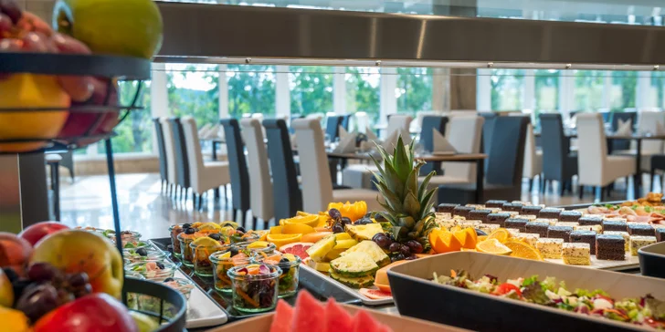 Pobyt v kúpeľoch Hévíz: 4 * hotel s all inclusive a wellness, kúpanie v liečivom jazere
