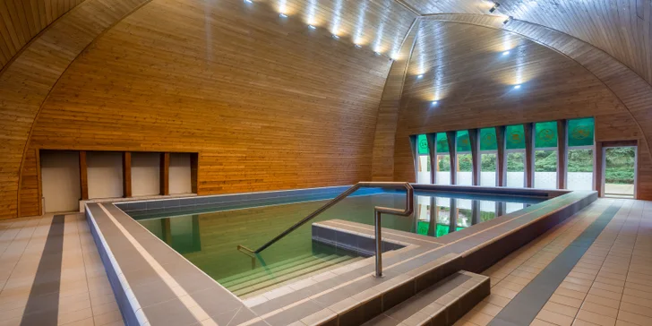 Pobyt v kúpeľoch Hévíz: 4 * hotel s all inclusive a wellness, kúpanie v liečivom jazere