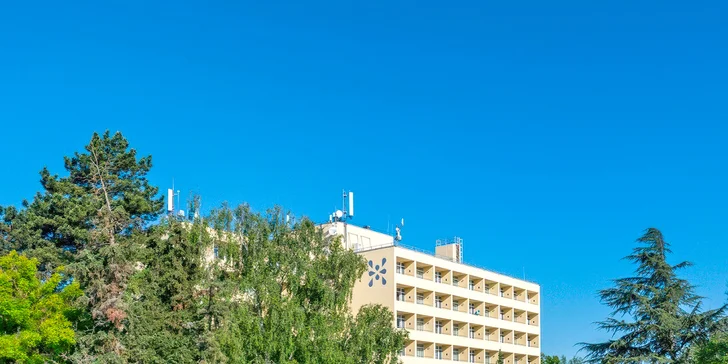Pobyt v kúpeľoch Hévíz: 4 * hotel s all inclusive a wellness, kúpanie v liečivom jazere