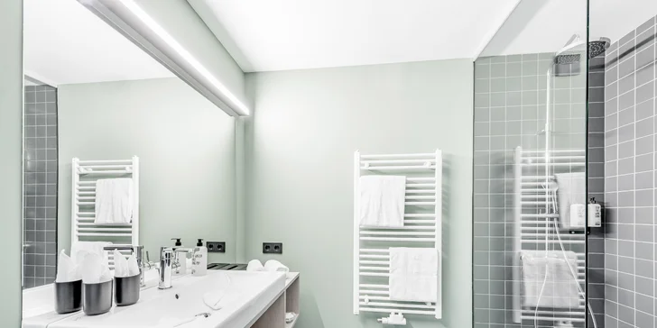 Boutique hotel v Seefelde: strešný wellness a raňajky, v zime zjazdovky aj bežky