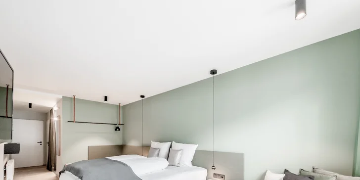 Boutique hotel v Seefelde: strešný wellness a raňajky, v zime zjazdovky aj bežky