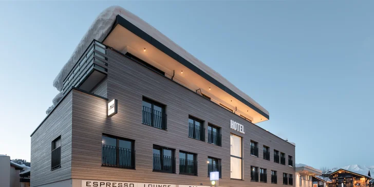 Boutique hotel v Seefelde: strešný wellness a raňajky, v zime zjazdovky aj bežky