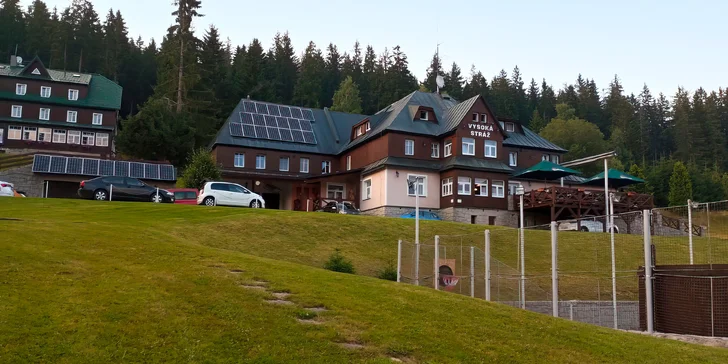 Pobyt v penzióne v Peci pod Sněžkou pre pár aj rodinu s polpenziou, 7 km od Sněžky
